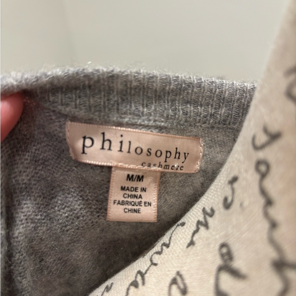 Philosophy Cashmere Light Gray Sweater with Script Beagle Detail - Picture 4 of 4